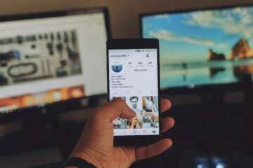 How to Get Analytics, Direct Call and Email Buttons on Instagram