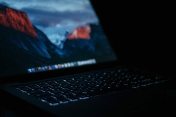 How to Adjust MacBook Screen Brightness